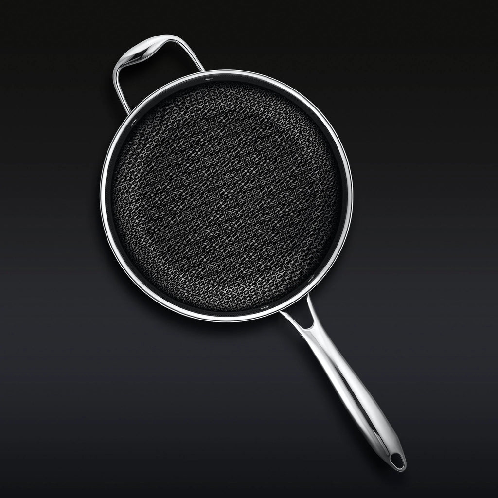 Hybrid Saucepan with Lid, 5-Qt